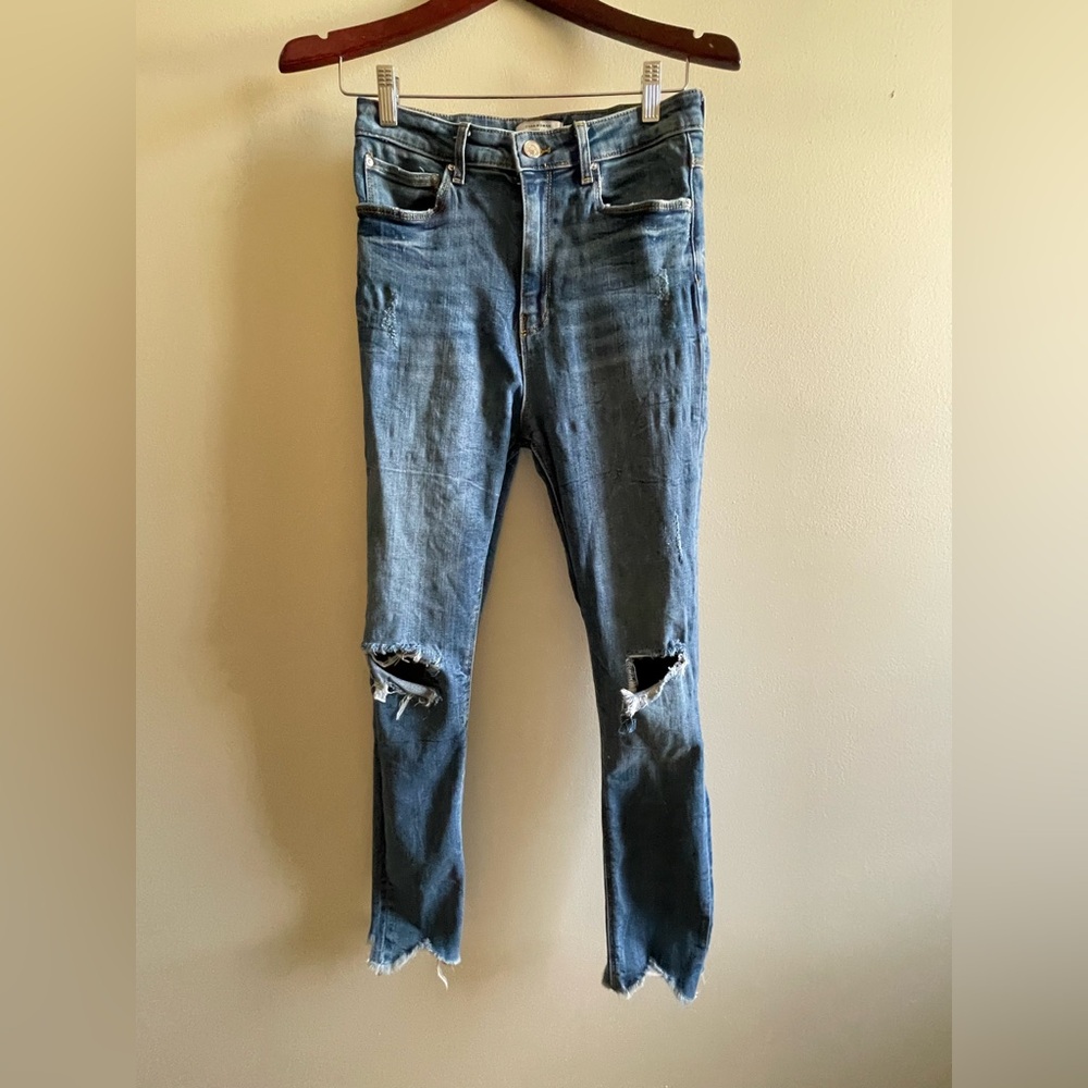ZARA JEANS - Skinny /  Distressed Look.